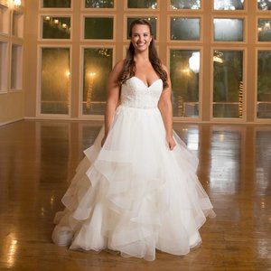 Stella York Wedding Dress - Style Number 6330 - Color Ivy - Size 12